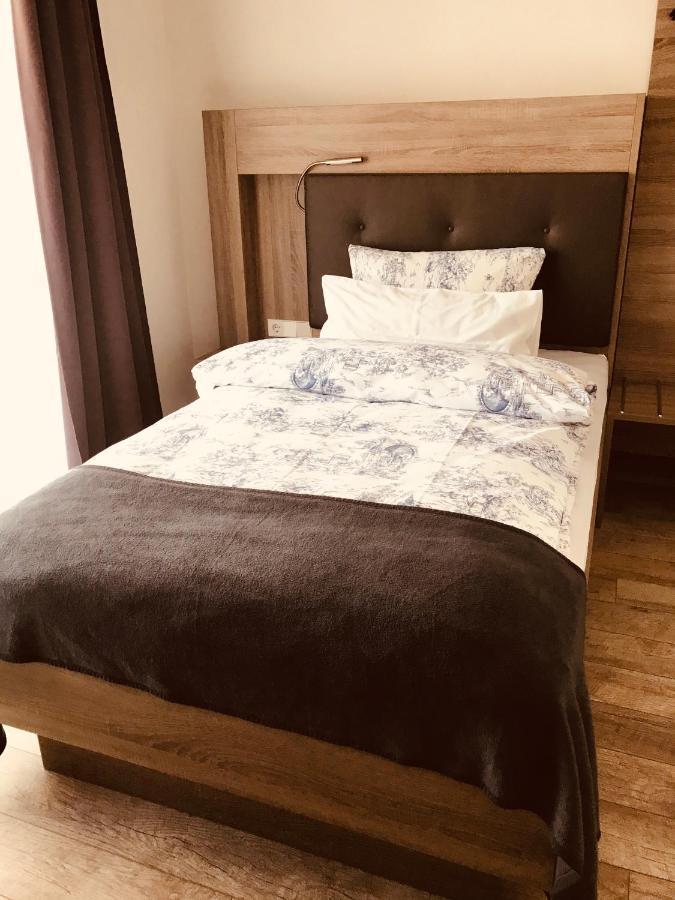 Hotel Langhans Abstatt エクステリア 写真
